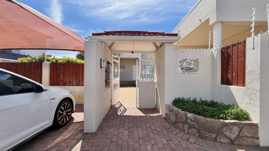 1 Bedroom Property for Sale in Plumstead Western Cape